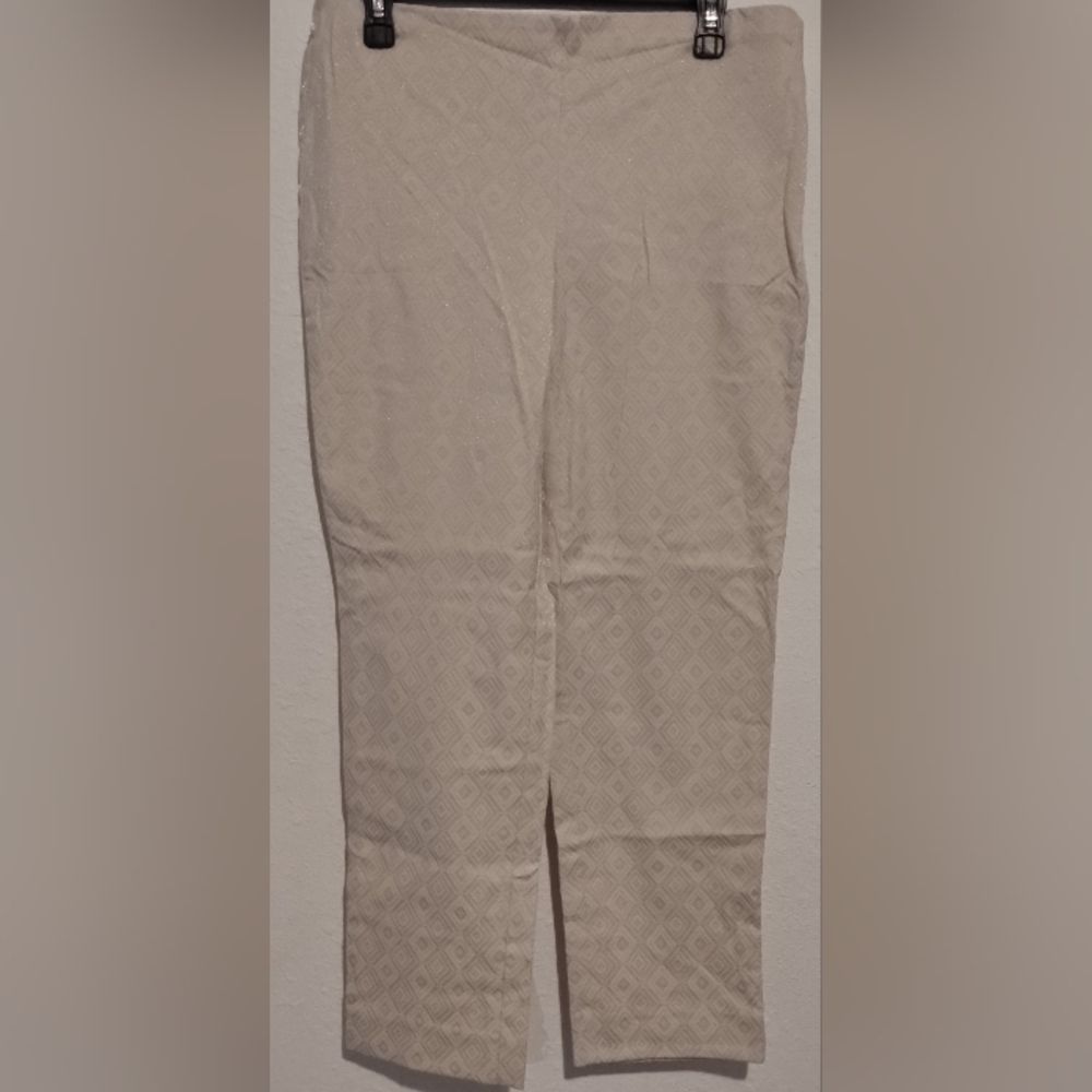 Attyre off white pants